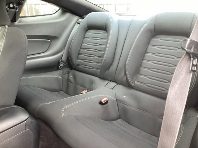 Used 2016 Ford Mustang Coupe image 24