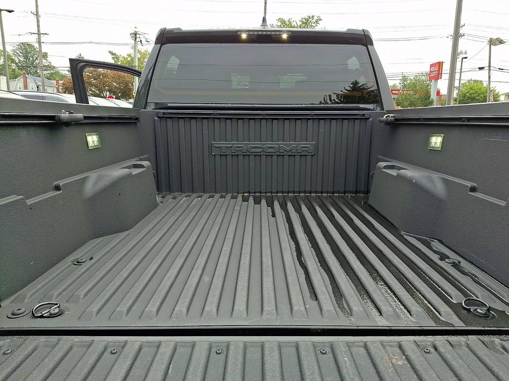 Certified 2025 Toyota Tacoma TRD Sport AWD/4WD image 29