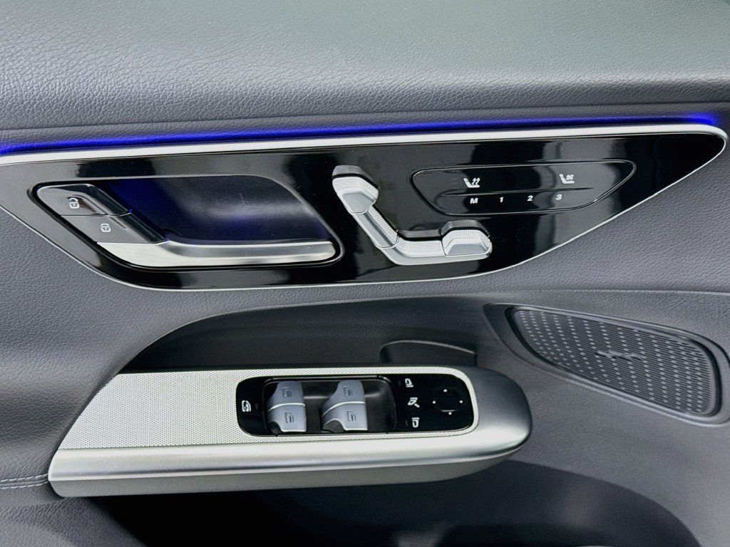 Certified 2026 Mercedes-Benz GLC 300 image 21