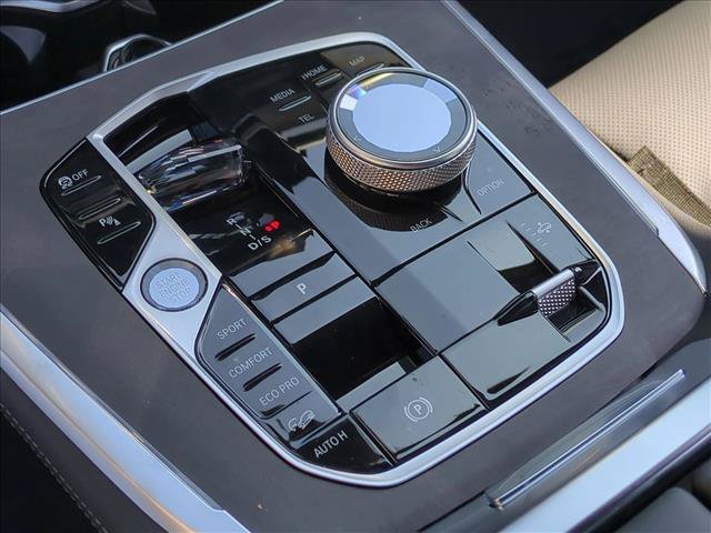 New 2026 BMW X7 M60i AWD/4WD image 12