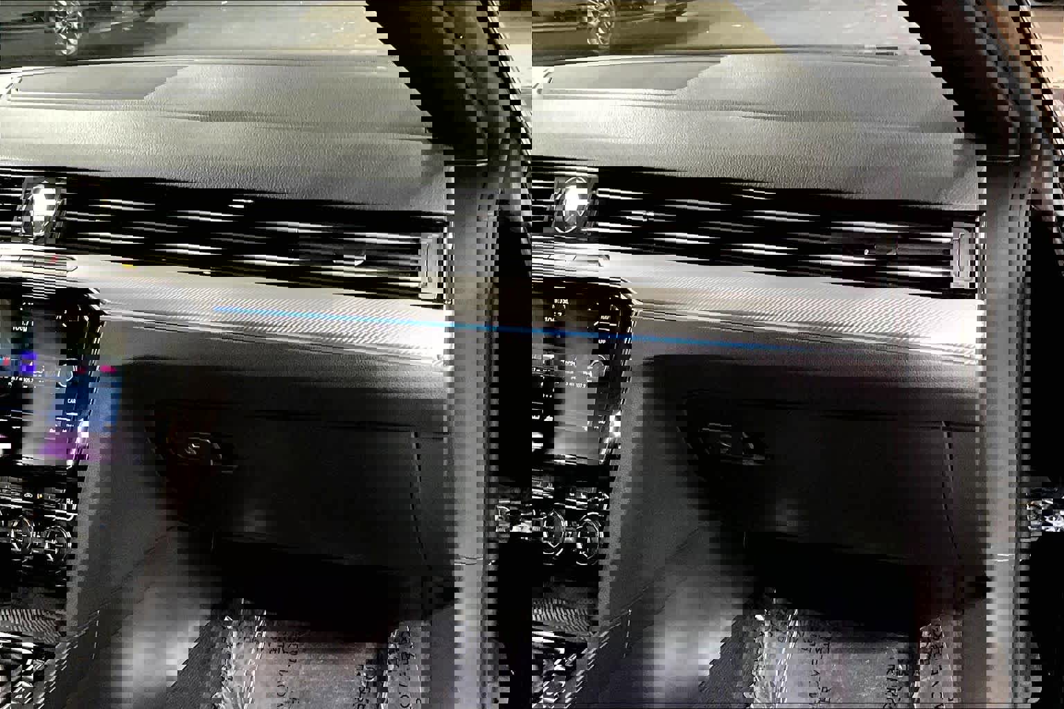 Used 2019 Volkswagen Arteon SEL Premium image 18