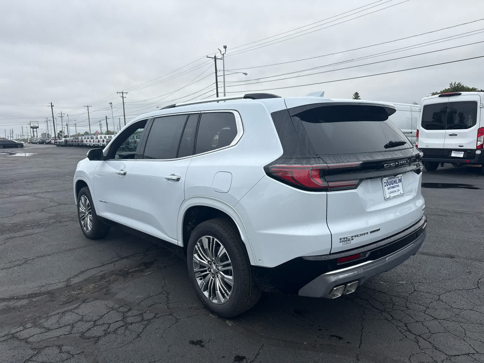 New 2027 GMC Acadia Denali w/ LPO, Floor Liner Package AWD/4WD image 3