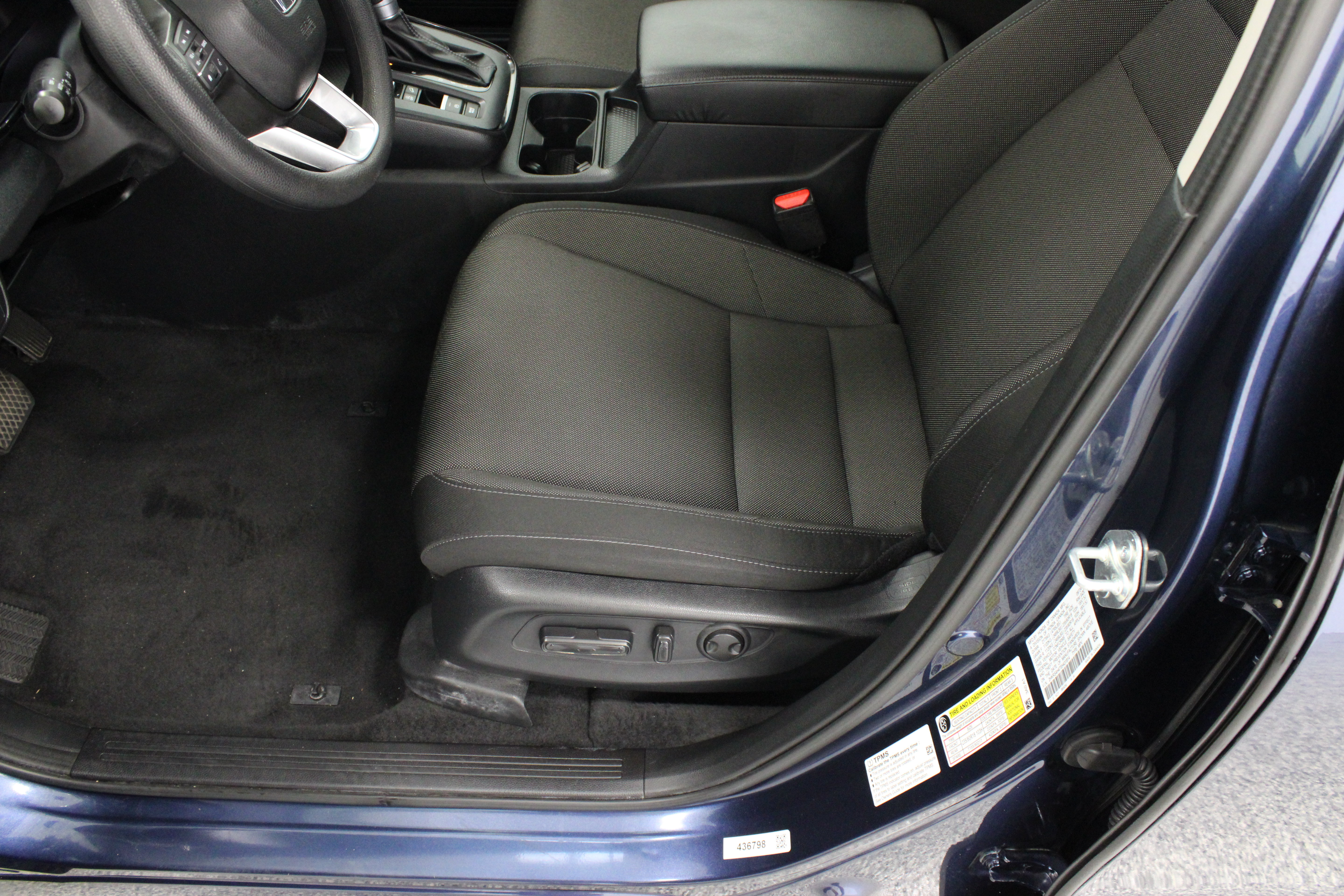 Used 2025 Honda CR-V EX image 15