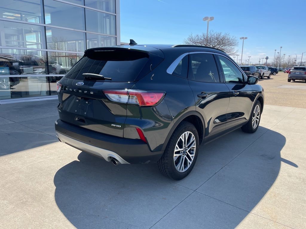 Used 2022 Ford Escape SEL w/ Technology Package image 5