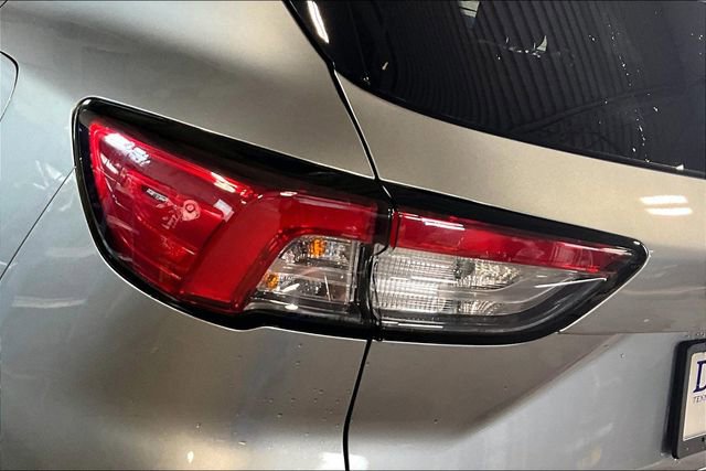 Used 2022 Ford Escape SE w/ Convenience Package image 32