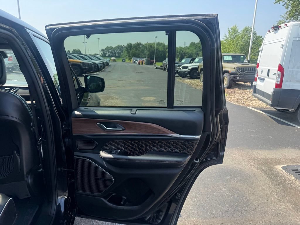 Certified 2023 Jeep Grand Cherokee Summit w/ Advanced Protech Group IV AWD/4WD image 52
