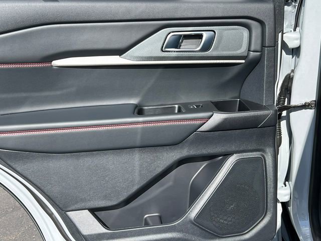 New 2026 Ford Explorer ST-Line w/ ST-Line Street Pack image 37