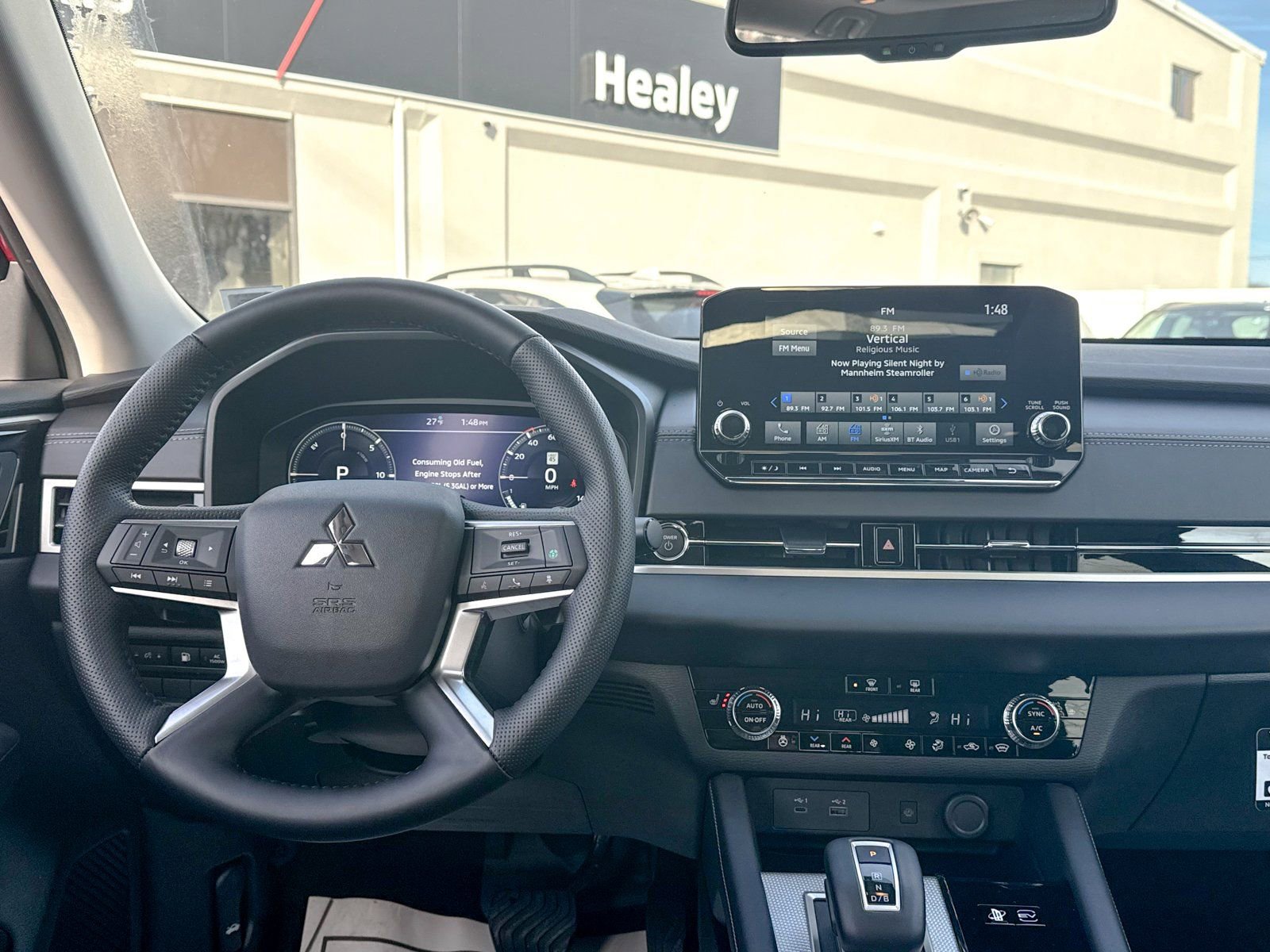 New 2025 Mitsubishi Outlander SEL image 26