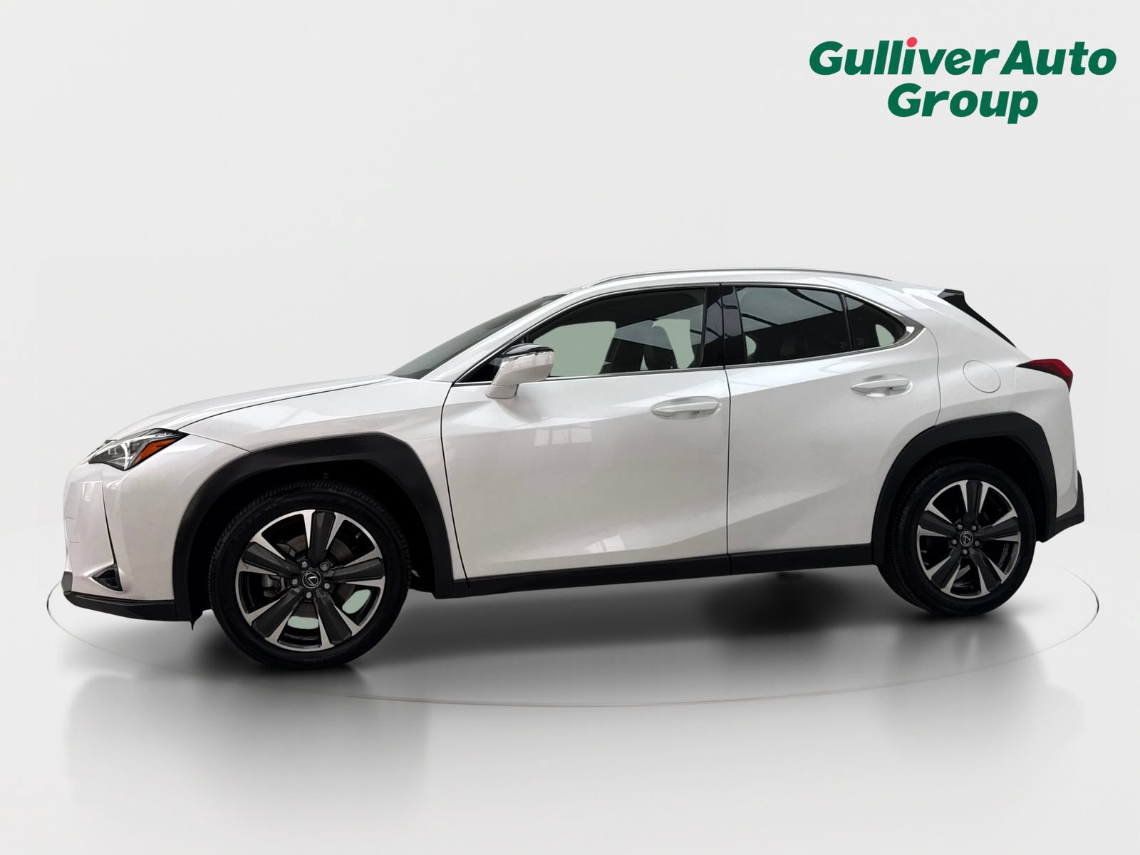 Used 2020 Lexus UX 200 w/ Accessory Package FWD image 2