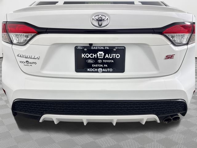 Used 2022 Toyota Corolla SE FWD image 16