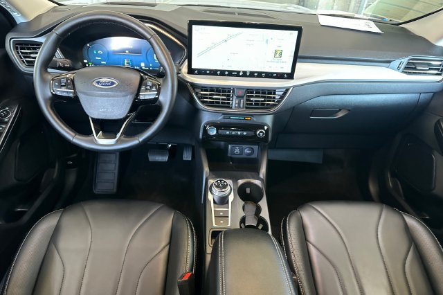 Used 2025 Ford Escape SE w/ PHEV Premium Package FWD image 13