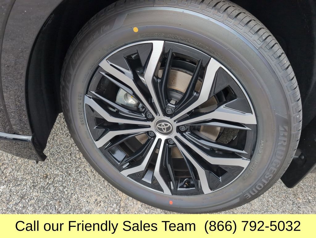 New 2026 Toyota Crown Signia image 24