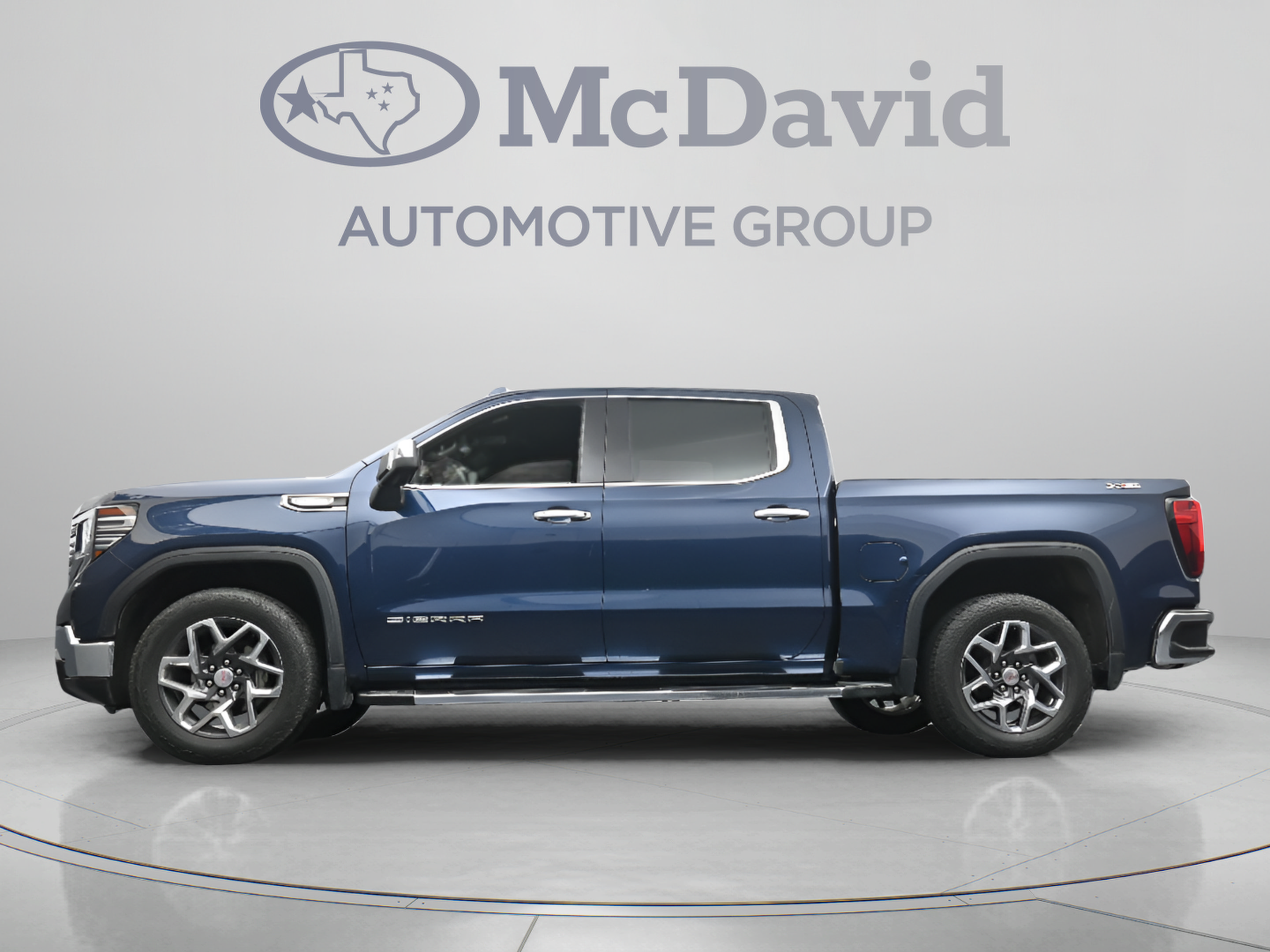 Used 2023 GMC Sierra 1500 SLT AWD/4WD image 27