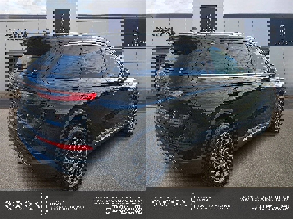 Certified 2022 Lincoln Corsair AWD w/ Equipment Group 101A image 4