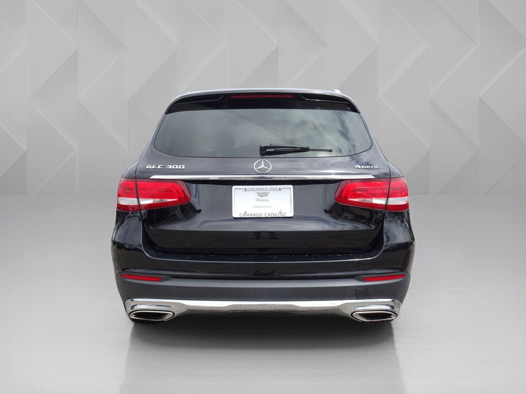 Used 2018 Mercedes-Benz GLC 300 4MATIC image 4