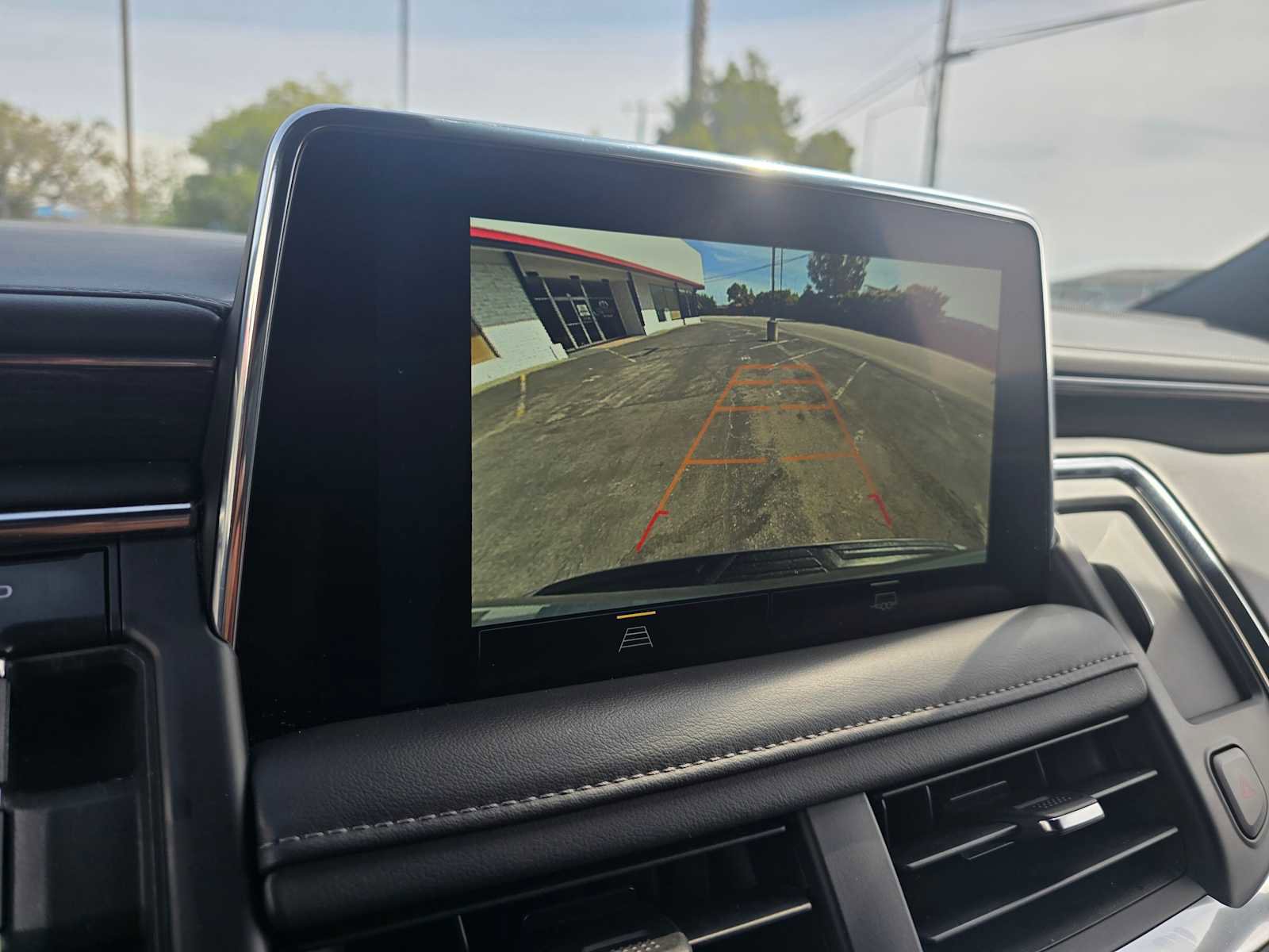 Used 2024 Chevrolet Tahoe LT image 29