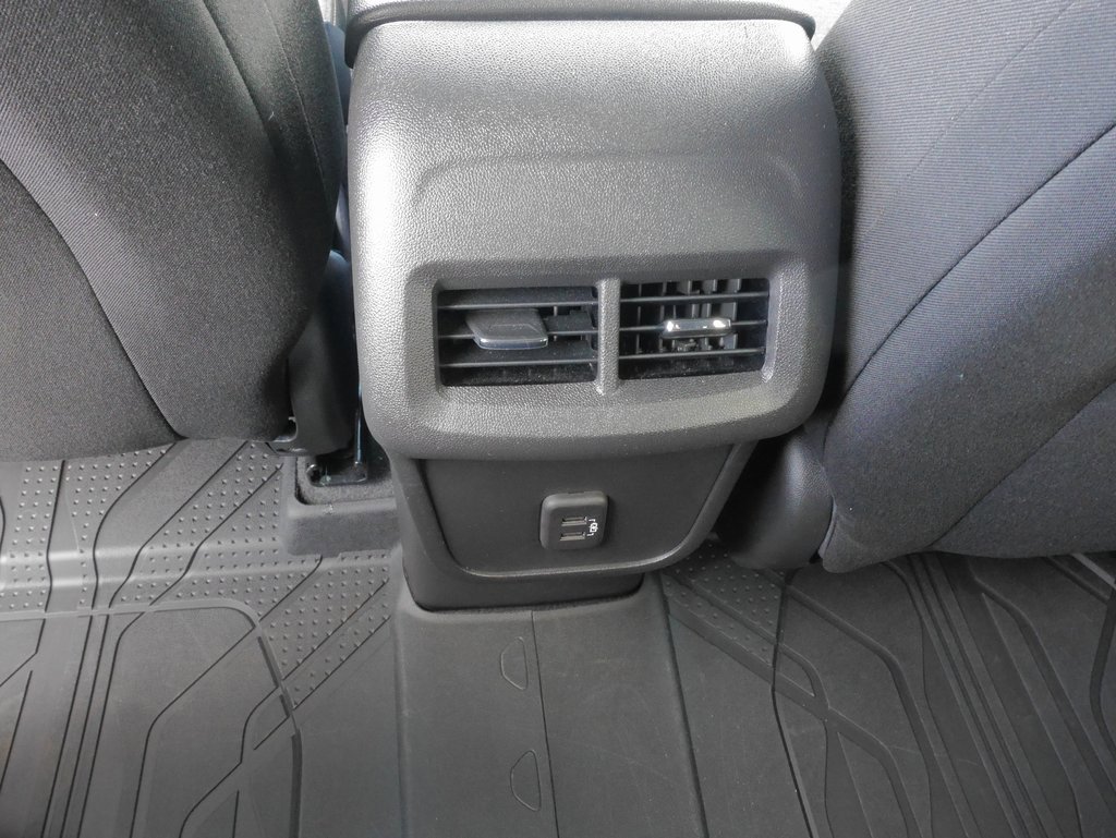 Used 2024 Chevrolet Equinox LT w/ LPO, Floor Liner Package image 20