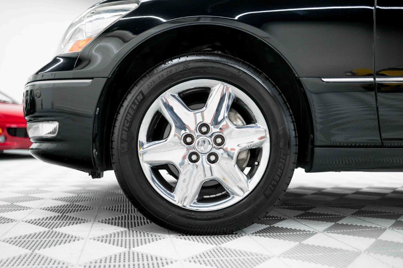 Used 2004 Lexus LS 430 RWD image 34
