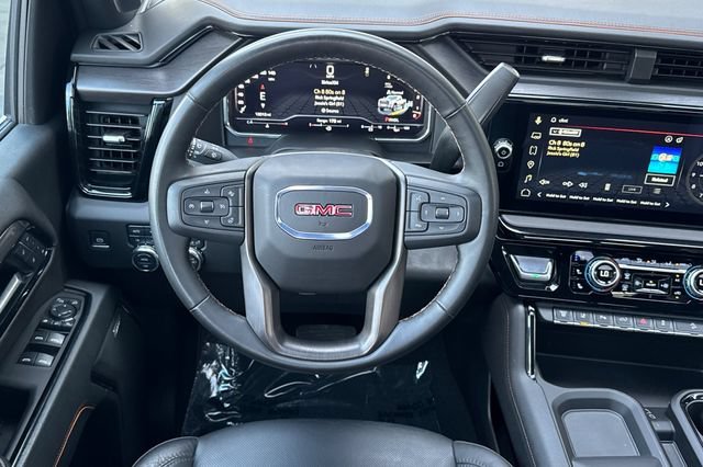 Used 2025 GMC Sierra 2500 AT4 w/ AT4 Premium Plus Package AWD/4WD image 16