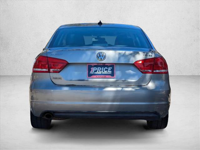 Used 2014 Volkswagen Passat 1.8T SE FWD image 6