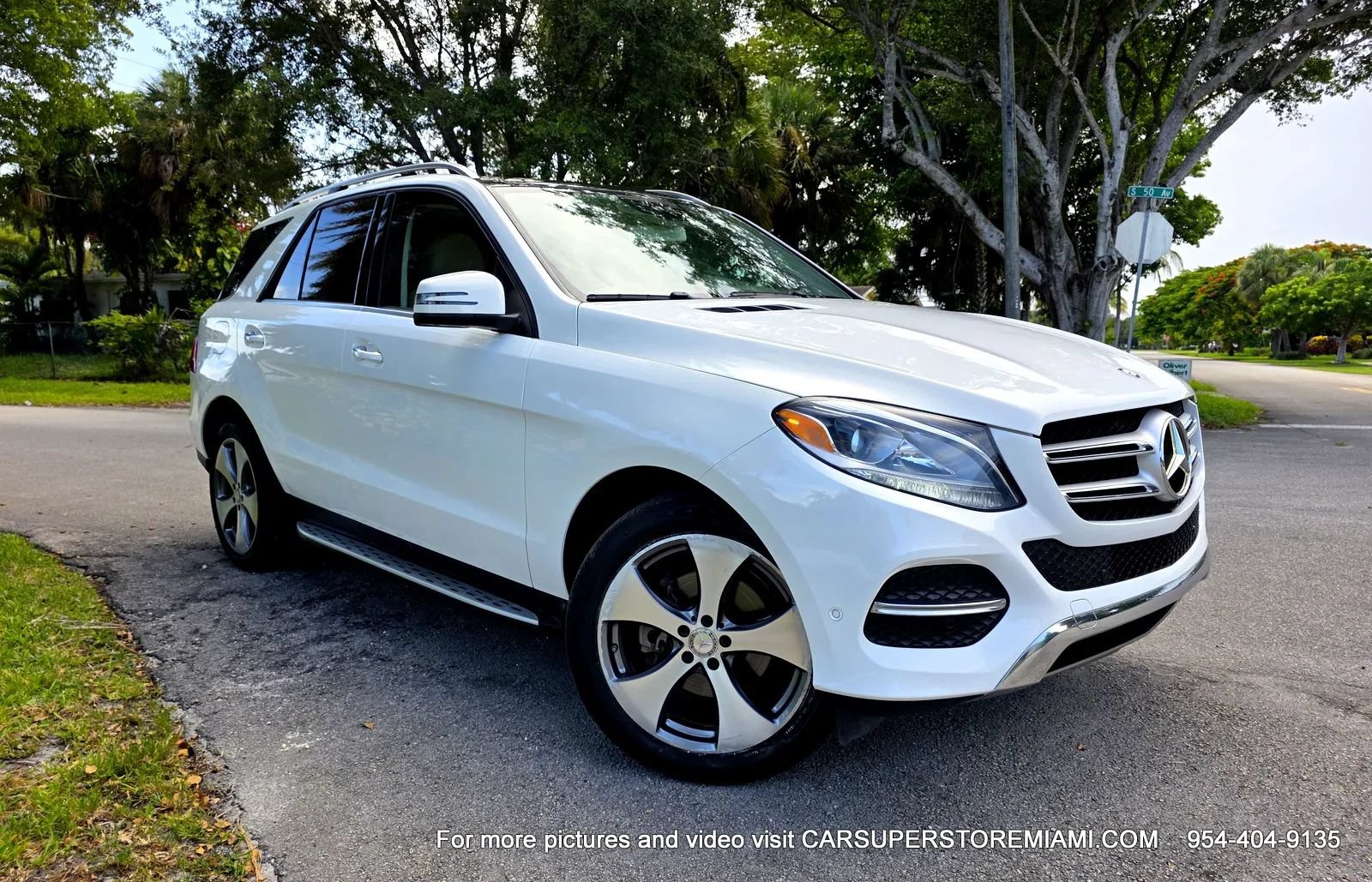 Used 2016 Mercedes-Benz GLE 350 w/ Premium Package image 22