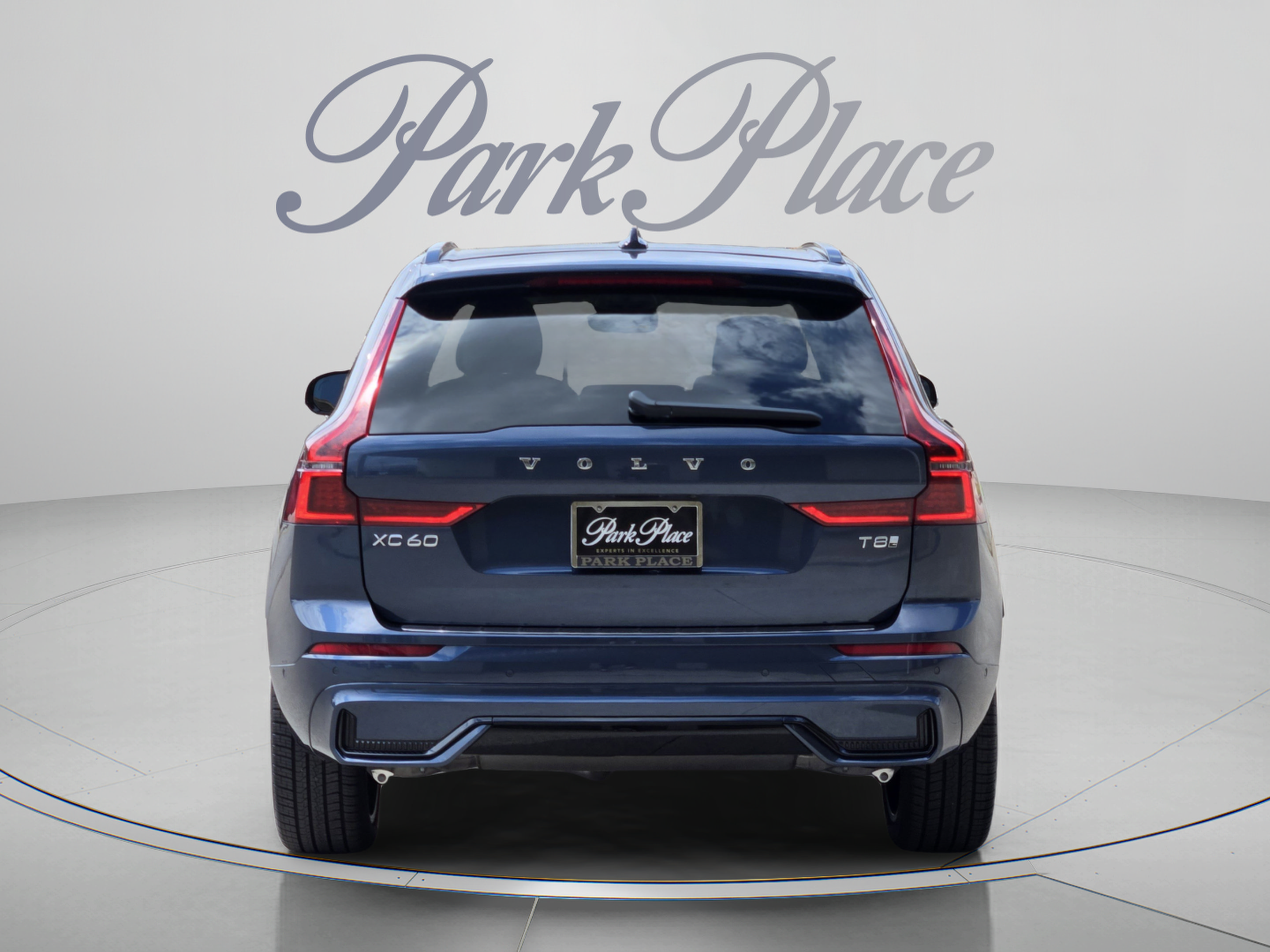 New 2026 Volvo XC60 T8 Ultra w/ Protection Package Premier AWD/4WD image 4