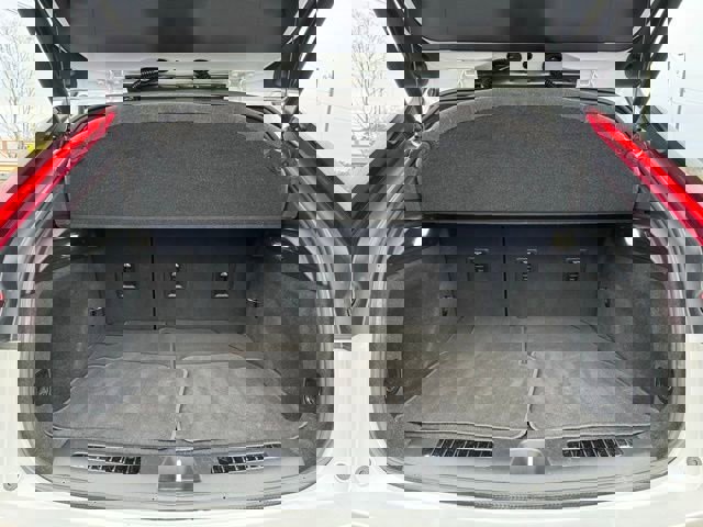 Used 2020 Cadillac XT4 Premium Luxury image 10