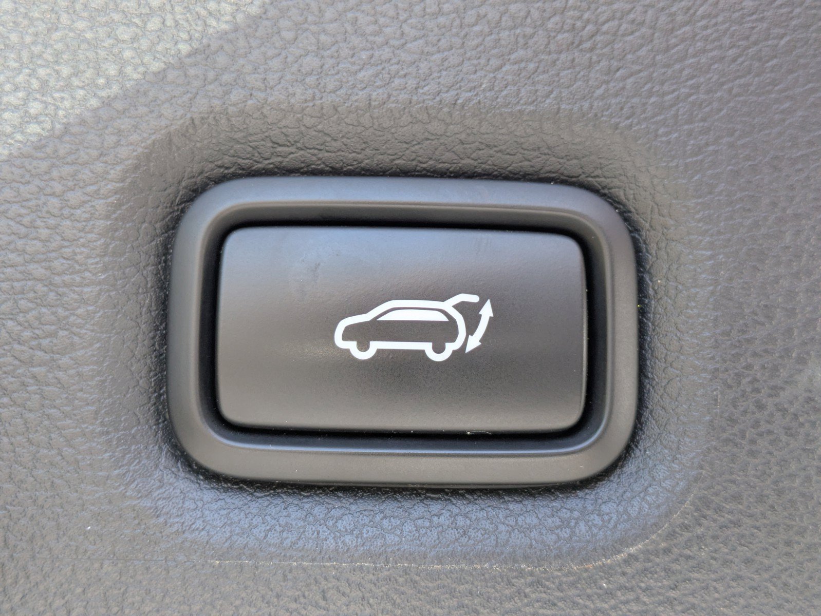 Used 2022 Hyundai Santa Fe Limited AWD/4WD image 11