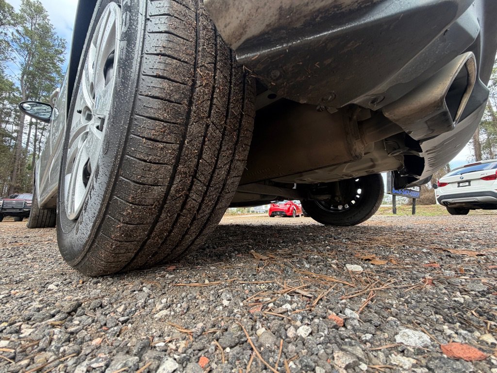 Used 2020 Chevrolet Sonic LT image 15