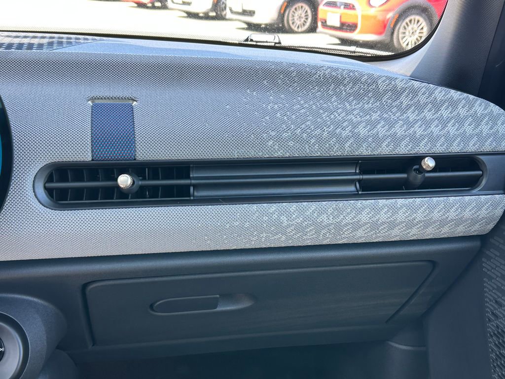 Used 2025 MINI Cooper S FWD image 25