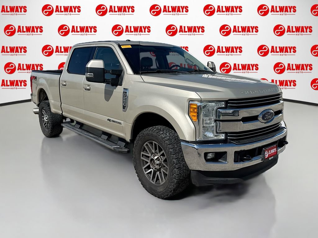 Used 2017 Ford F250 Lariat w/ Lariat Value Package AWD/4WD image 3