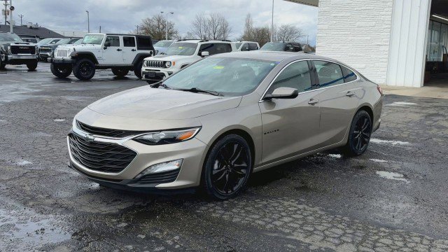 Certified 2022 Chevrolet Malibu LT w/ Leather Package image 4