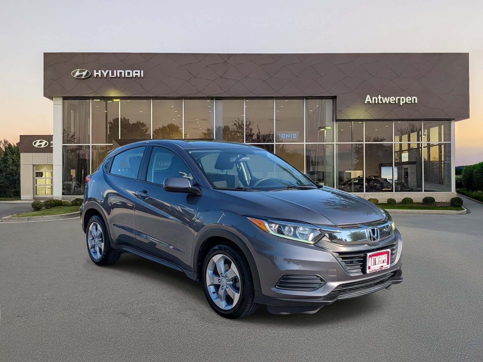 Used 2019 Honda HR-V LX image 1