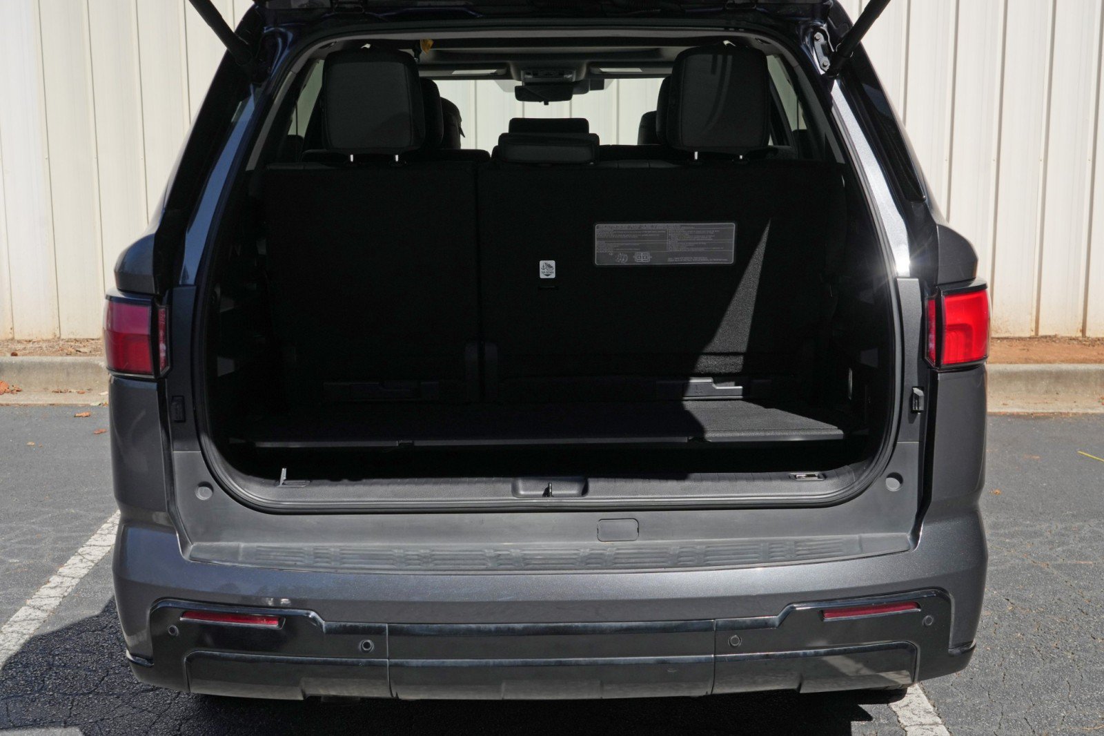 Used 2024 Toyota Sequoia Limited AWD/4WD image 10