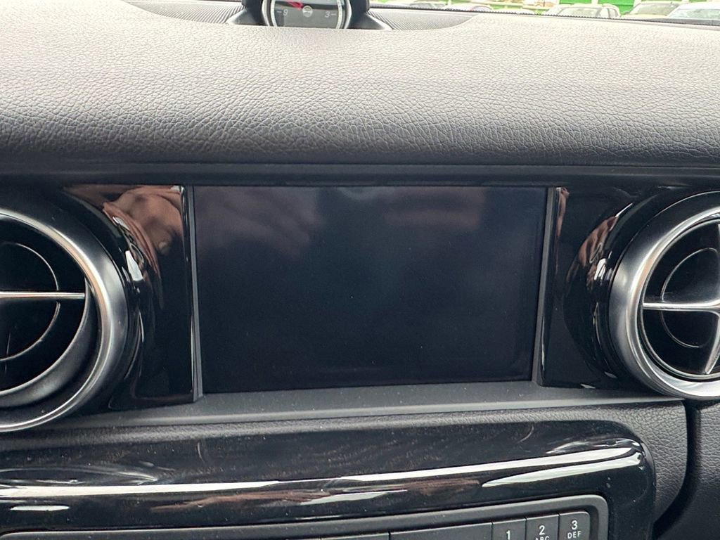 Used 2019 Mercedes-Benz SLC 300 image 15