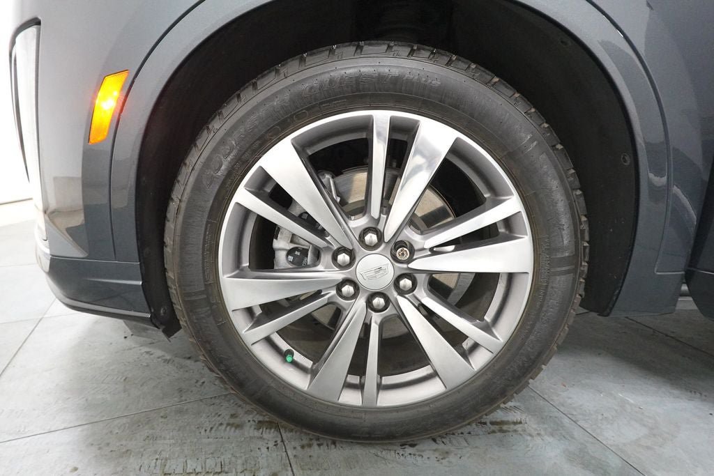 Used 2021 Cadillac XT6 Premium Luxury FWD image 38