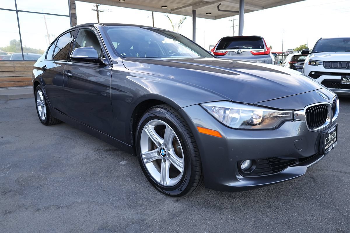 Used 2015 BMW 328i Sedan RWD image 33