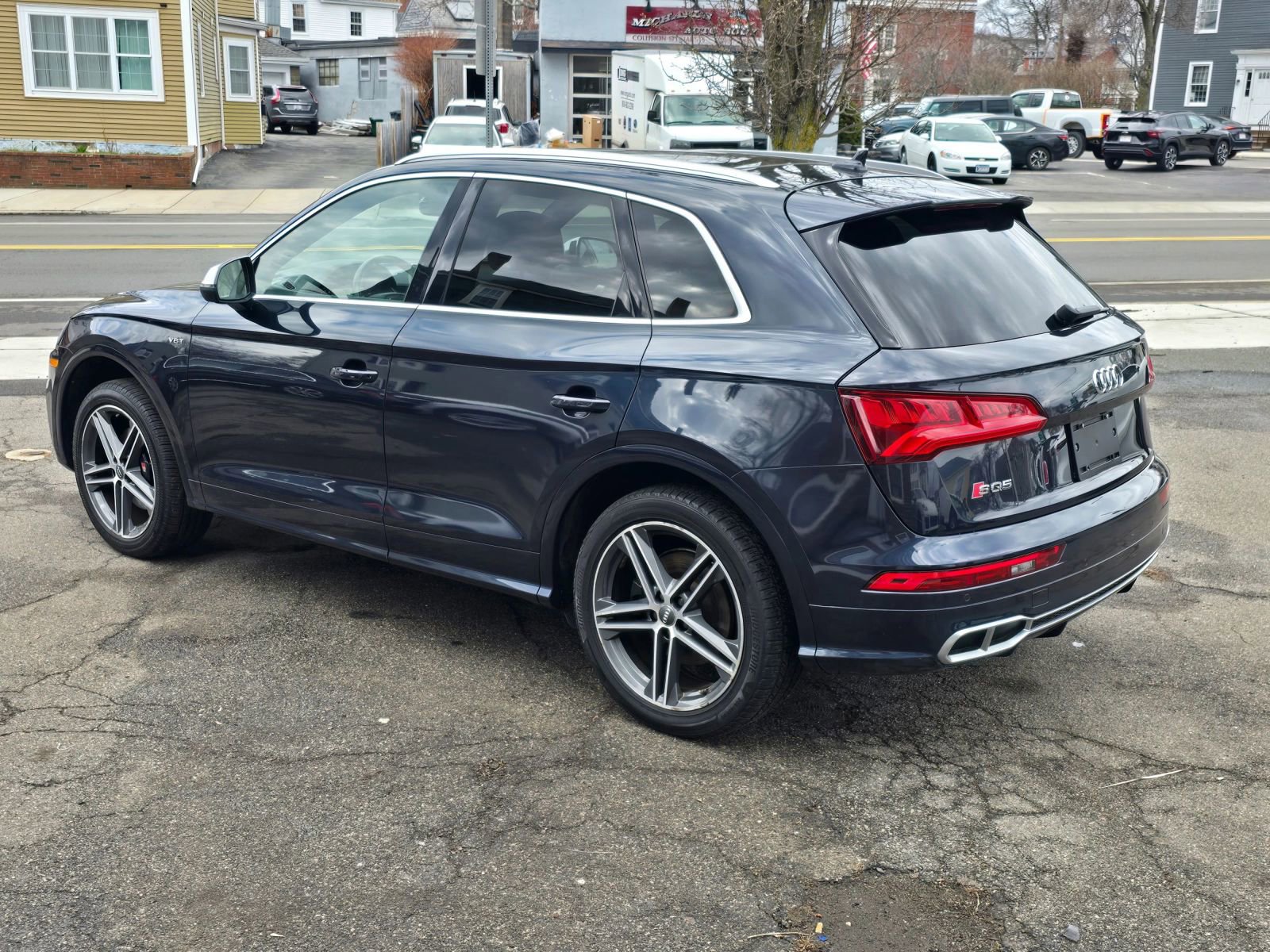 Used 2018 Audi SQ5 Prestige w/ Prestige Package AWD/4WD image 4