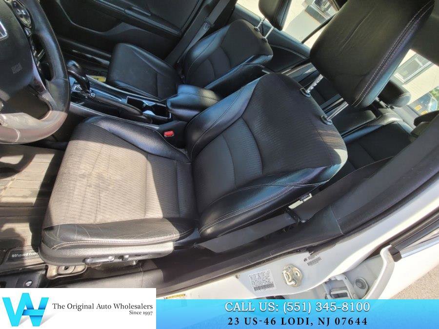 Used 2017 Honda Accord Sport image 13