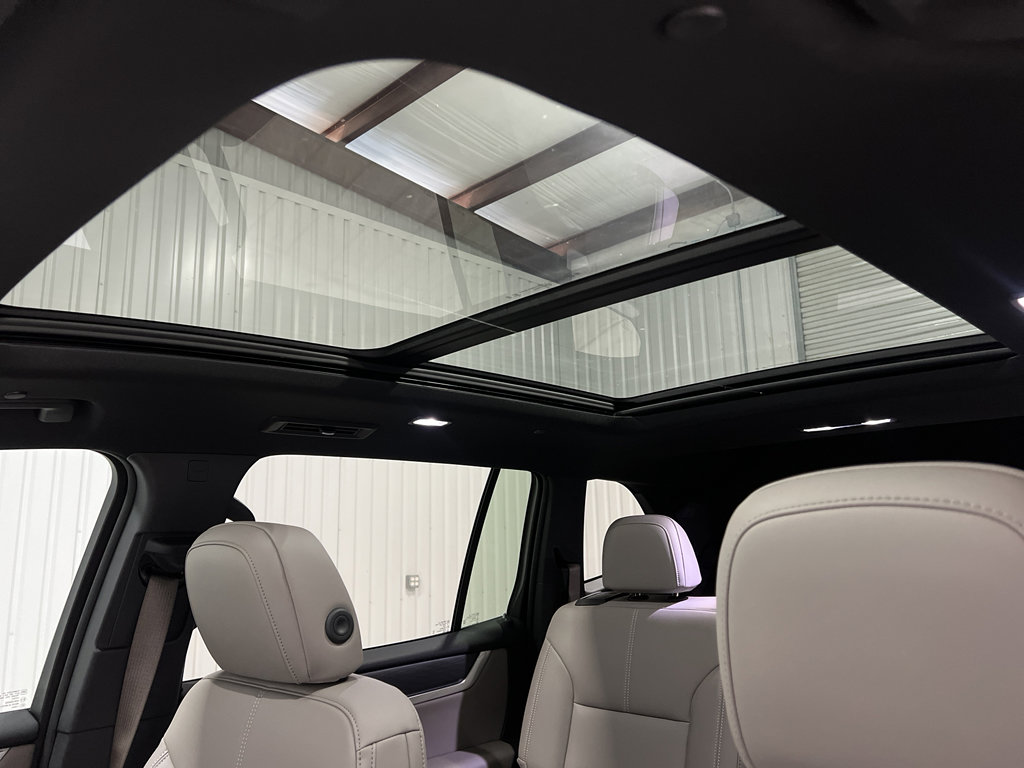 New 2026 GMC Acadia Elevation w/ Elevation Premium Package image 17