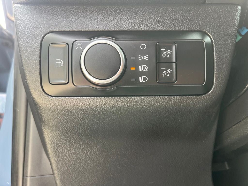 Certified 2025 Ford Escape ST-Line w/ Equipment Group 301A FWD image 35