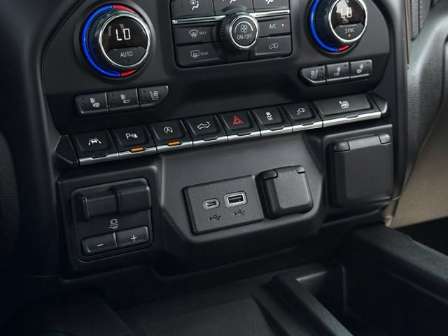 Used 2021 Chevrolet Silverado 1500 High Country AWD/4WD image 33