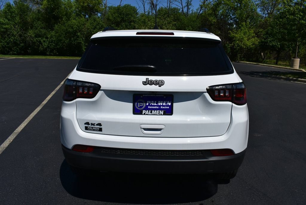 New 2026 Jeep Compass Latitude AWD/4WD image 5