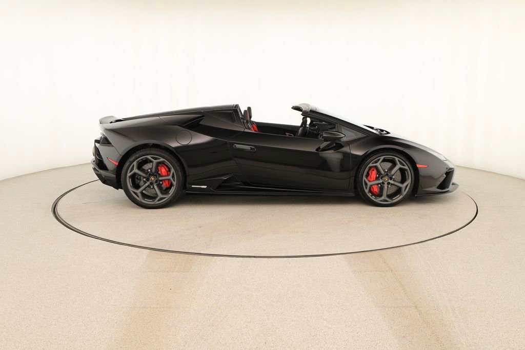 Used 2023 Lamborghini Huracan EVO RWD image 8