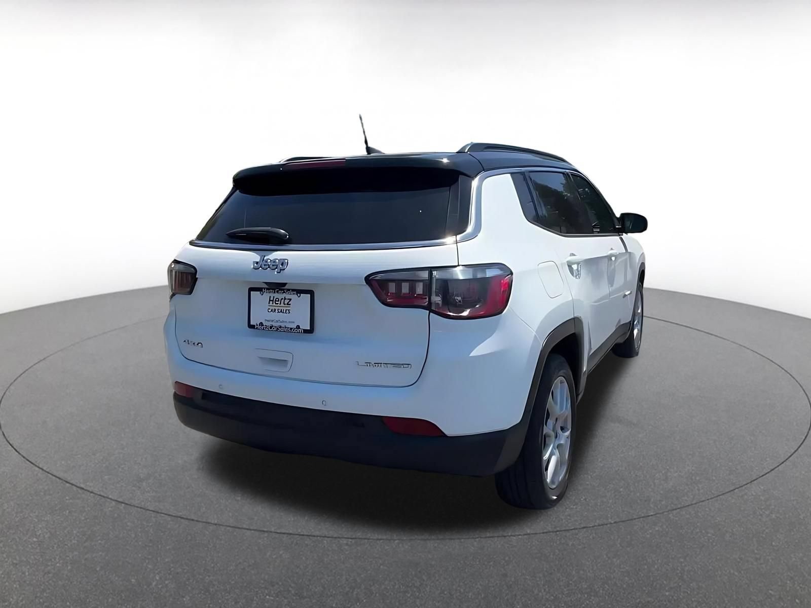 Used 2025 Jeep Compass Limited AWD/4WD image 15