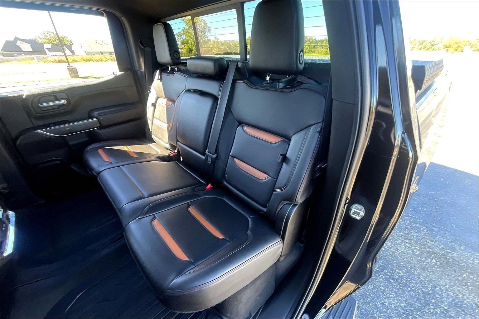 Used 2019 GMC Sierra 1500 AT4 w/ AT4 Premium Package image 17