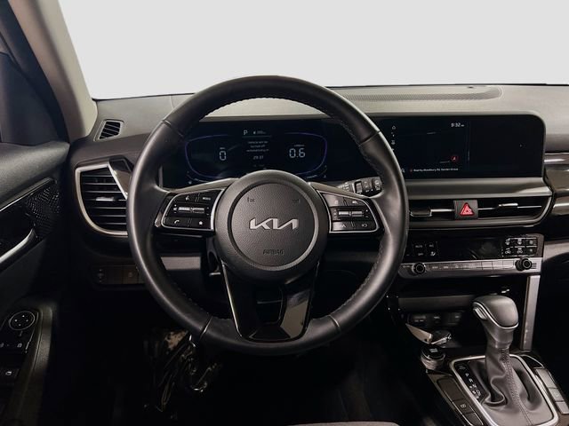 Certified 2025 Kia Seltos S FWD image 22
