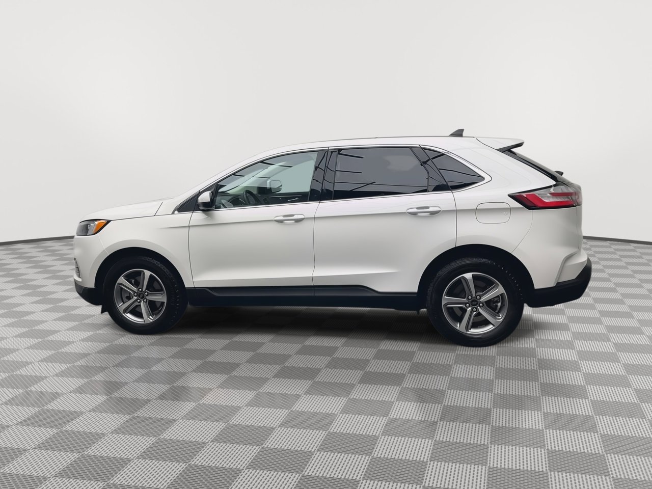 Used 2024 Ford Edge SEL w/ Convenience Package image 40