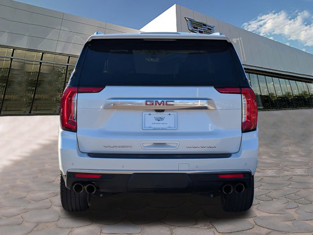 Used 2021 GMC Yukon Denali w/ Denali Premium Package image 5