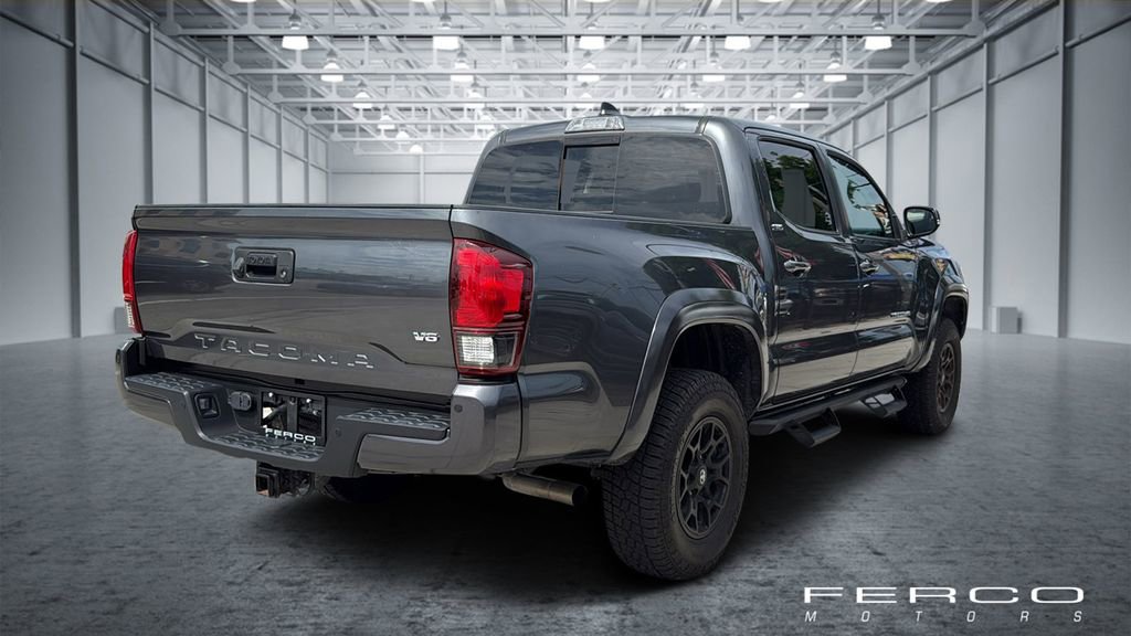 Used 2022 Toyota Tacoma SR5 RWD image 5